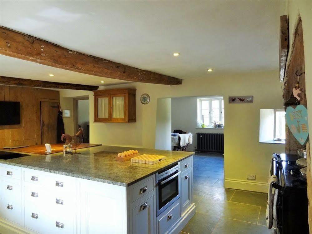 Huxham Farmhouse East Pennard Exterior photo