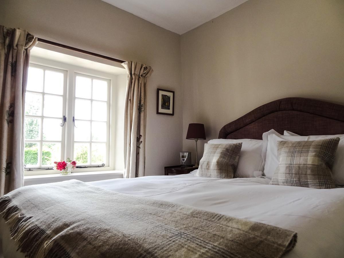 Huxham Farmhouse East Pennard Exterior photo