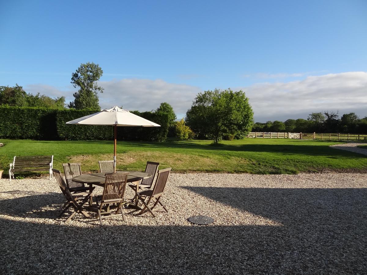 Huxham Farmhouse East Pennard Exterior photo