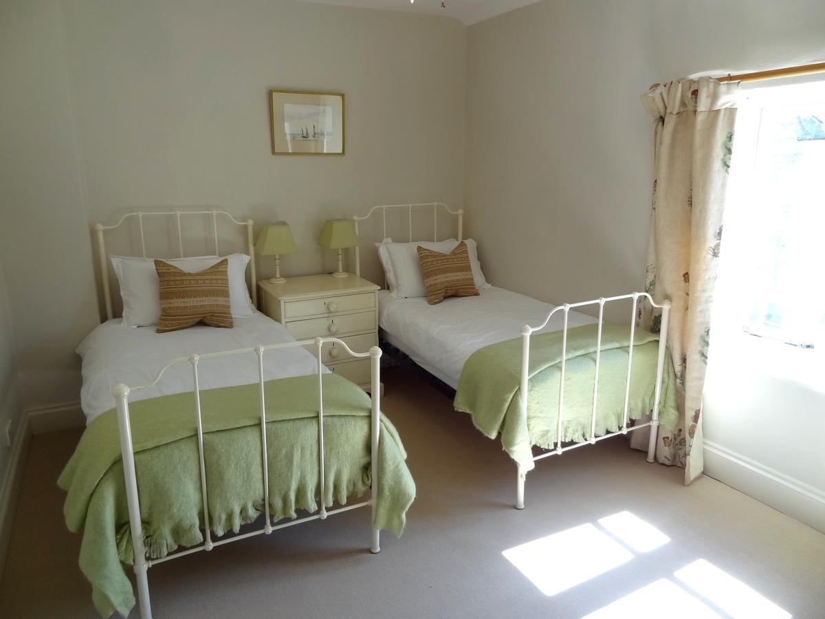 Huxham Farmhouse East Pennard Exterior photo