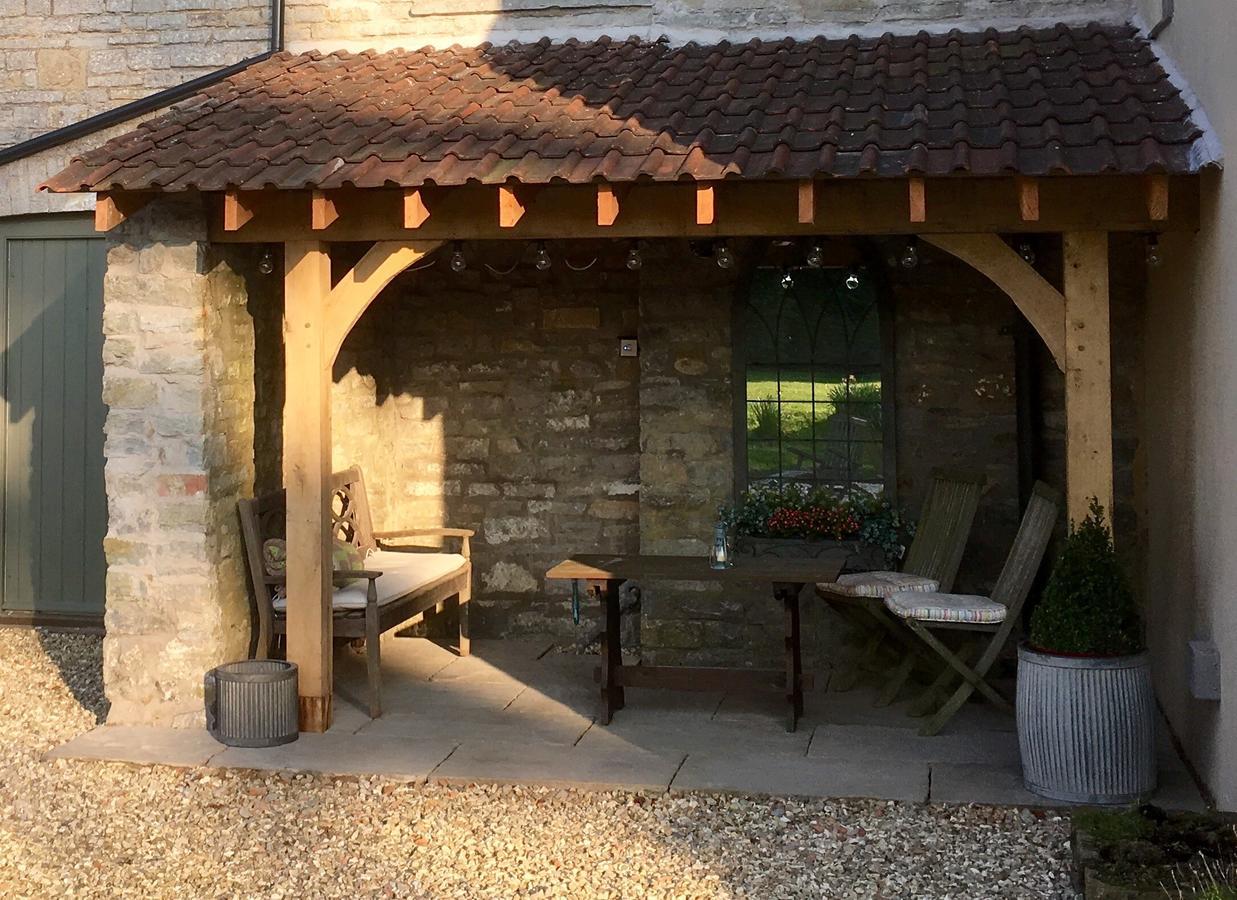 Huxham Farmhouse East Pennard Exterior photo